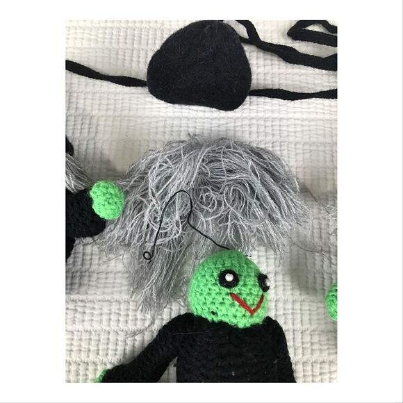 Halloween Crochet Knit Garlands (2) Witch Bat Vampire Yarn Felt ~ 7' Need TLC - Picture 5 of 10